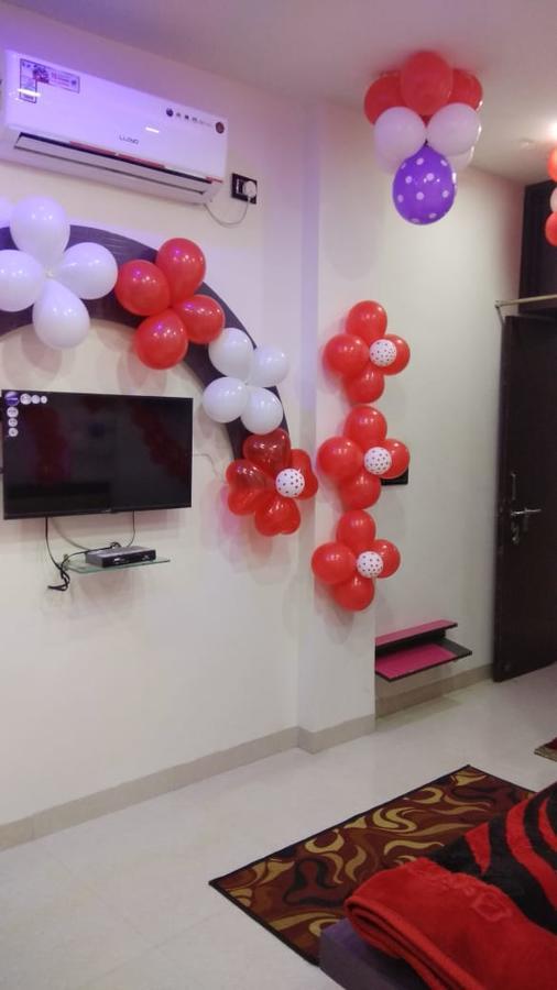 Hotel Nikunj Ashta  Екстериор снимка
